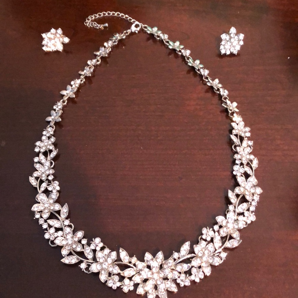 Rhinestone flower necklace and earrings